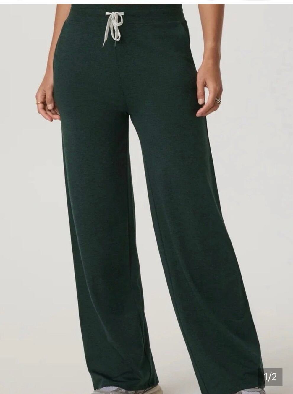 Vuori Halo Essential Wideleg Pants Large